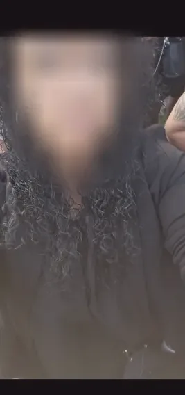 Amina, 39