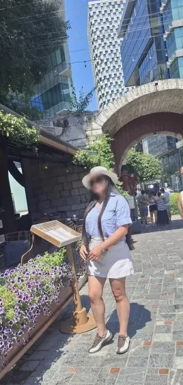 Hajar, 35