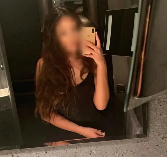 Iris, 24