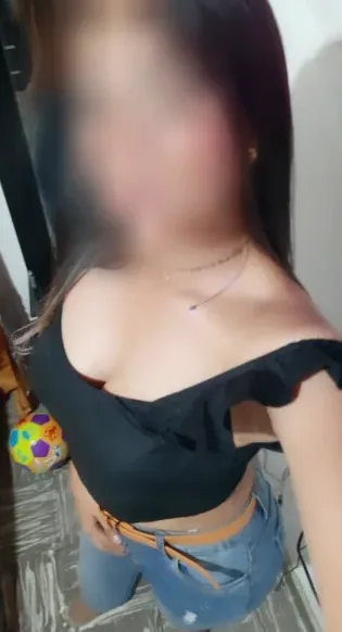 Lotte, 39