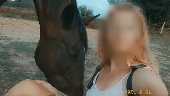 Melissa, 33