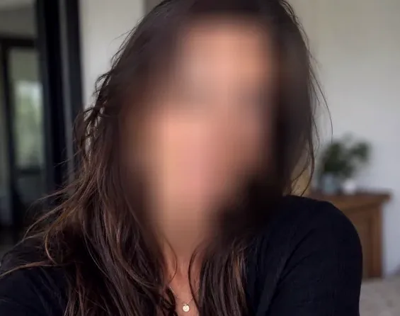 Nadia, 38