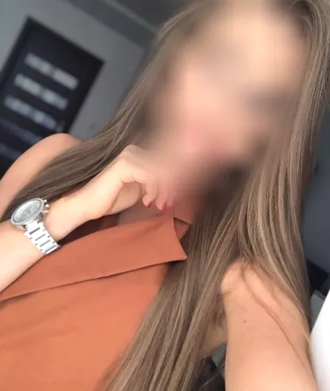 Petra, 28