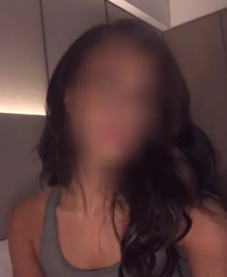 Salma, 33