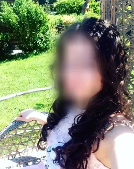 Sandra, 36